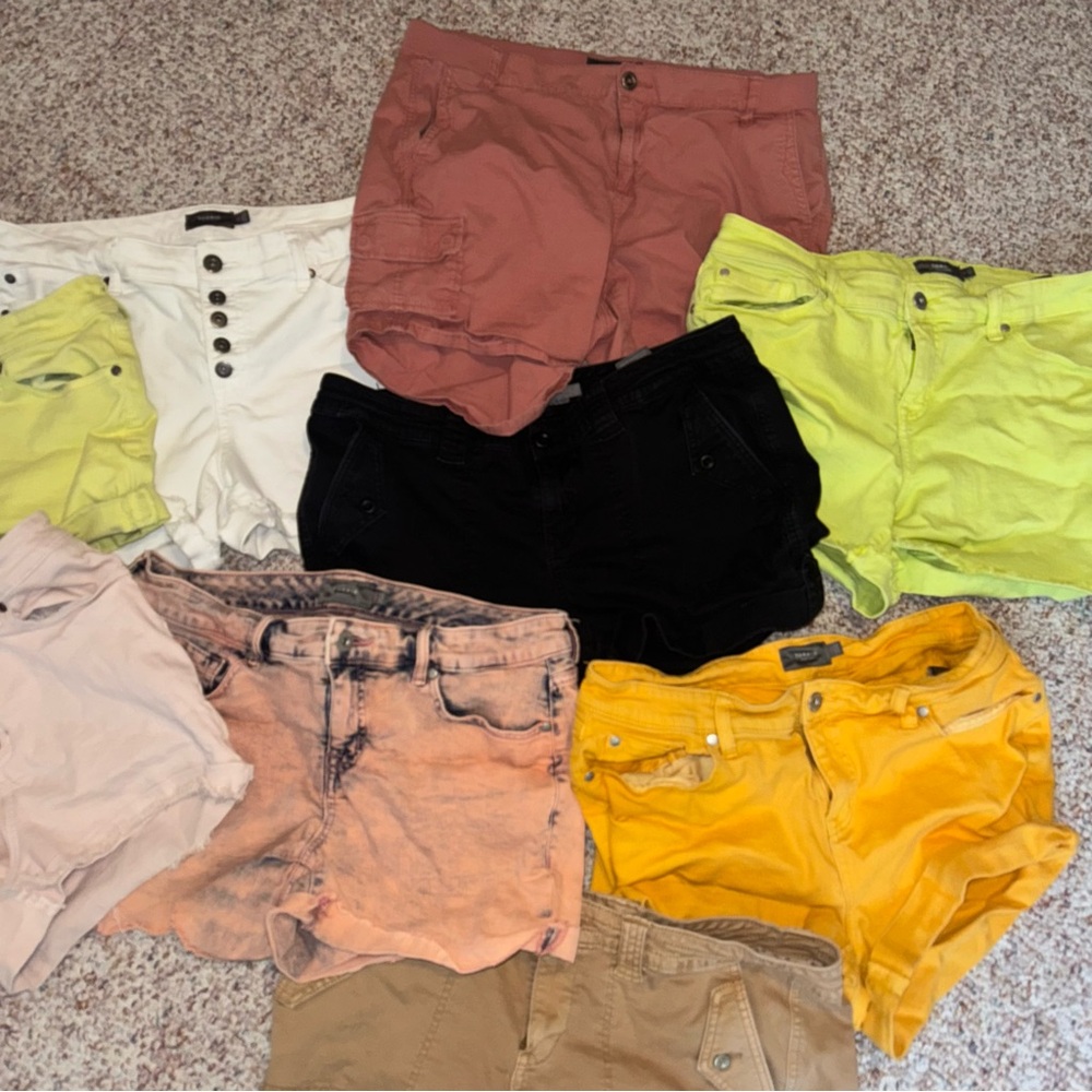 Torrid Women's Jean Shorts in Vibrant Colors - Picture 3 of 5